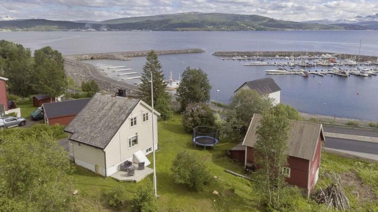 House In Central Finnsnes Eksteriør billede