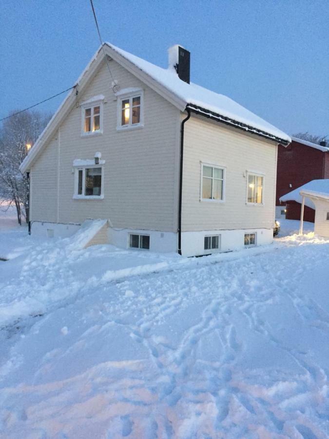 House In Central Finnsnes Eksteriør billede